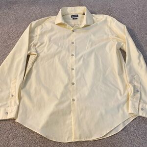 Van Heusen Men’s Button-Down